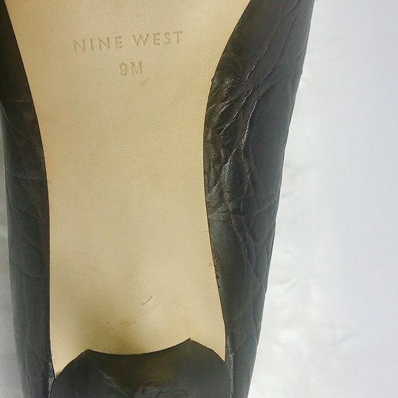 NINE WEST Croc Embossed Heels, Brown, Size 9 - Picture 8 of 8
